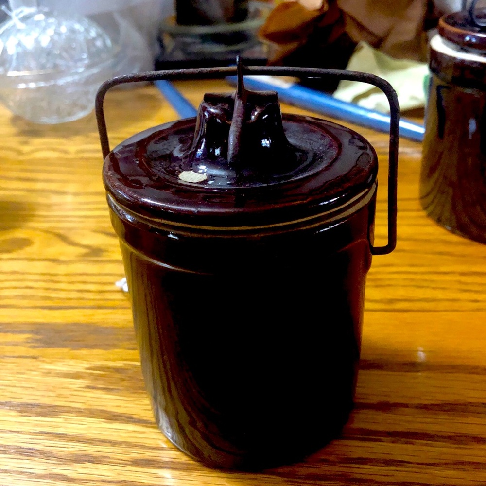 1890’s Brown 4” Crock With T Bar Trigger Latch To Keep Lid Tight